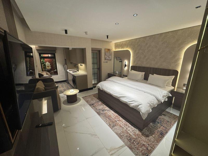 Sixty Three Hotel image
