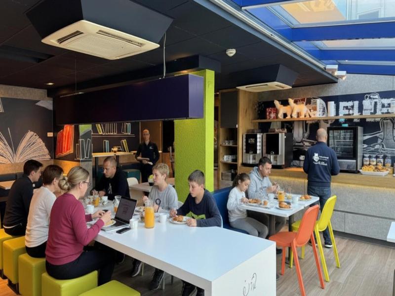 Kyriad Direct Lyon Nord Dardilly image