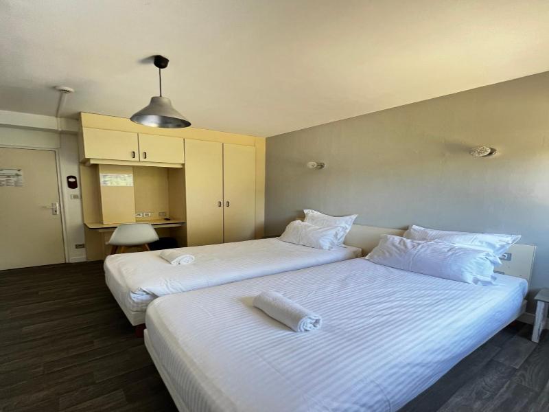 Hotel Les Montois image