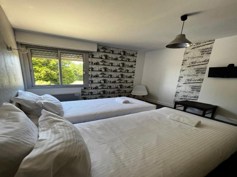 Hotel Les Montois image