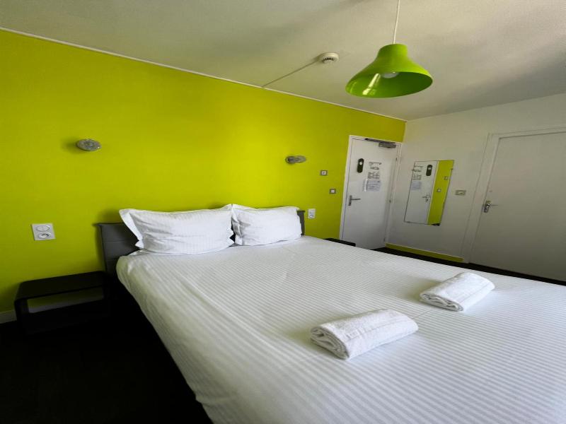 Hotel Les Montois image