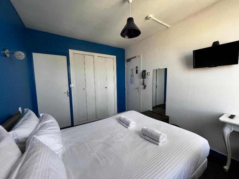 Hotel Les Montois image