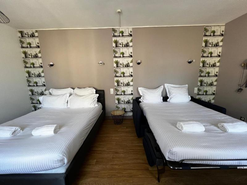 Hotel Les Montois image