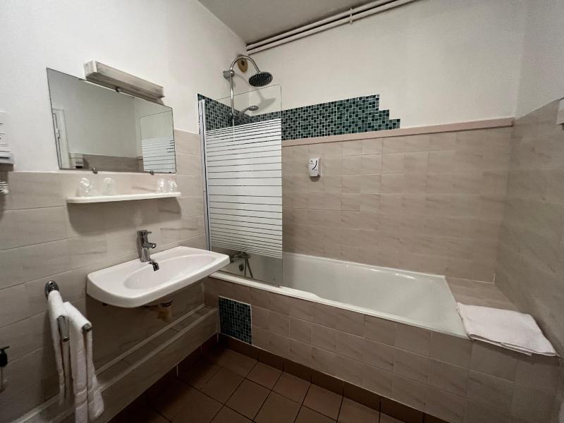 Hotel Les Montois image