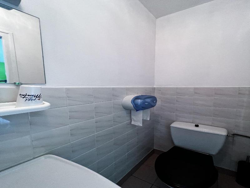Hotel Les Montois image