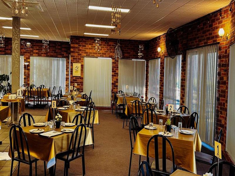 Mountain Creek Motel Bar Restaurant