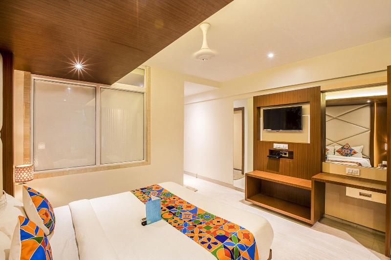 Fabhotel Spring Inn image