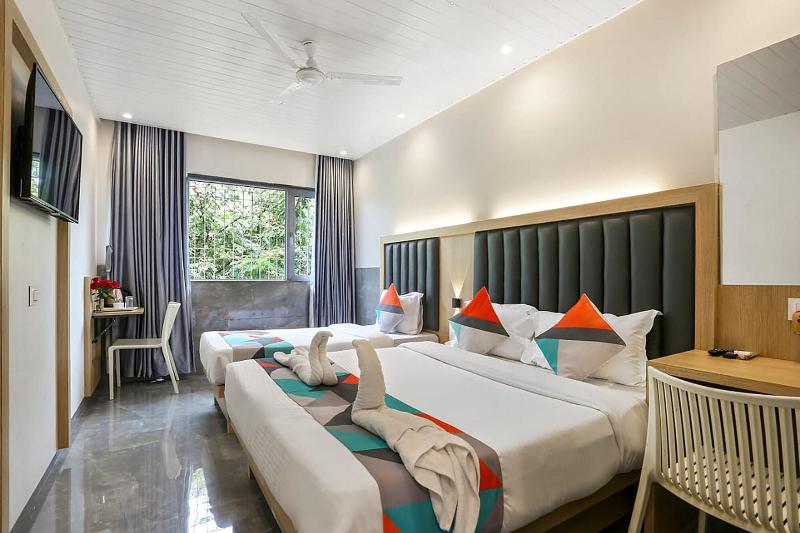 Fabhotel Spring Inn image