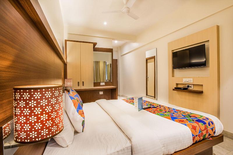 Fabhotel Spring Inn image