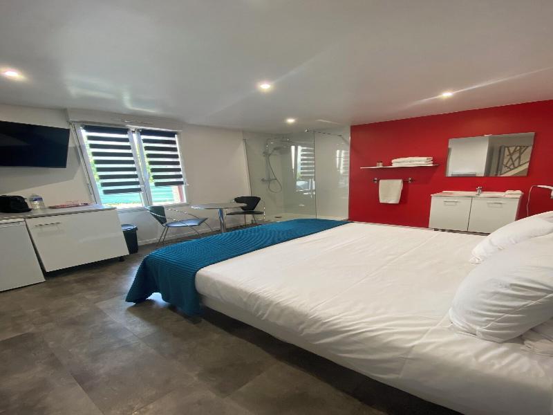 Aux Charmes image