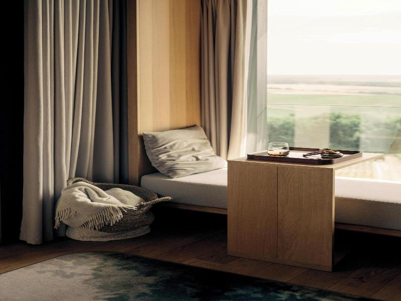 Loisium Wine & Spa Hotel Champagne image