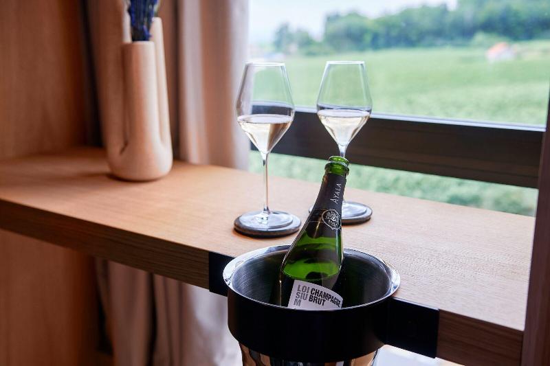 Loisium Wine & Spa Hotel Champagne image