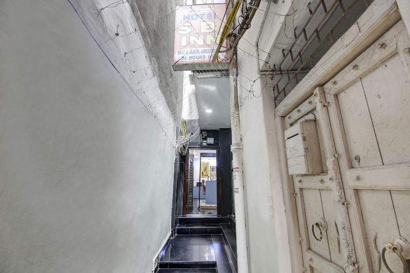 Hotel S B Inn Paharganj image