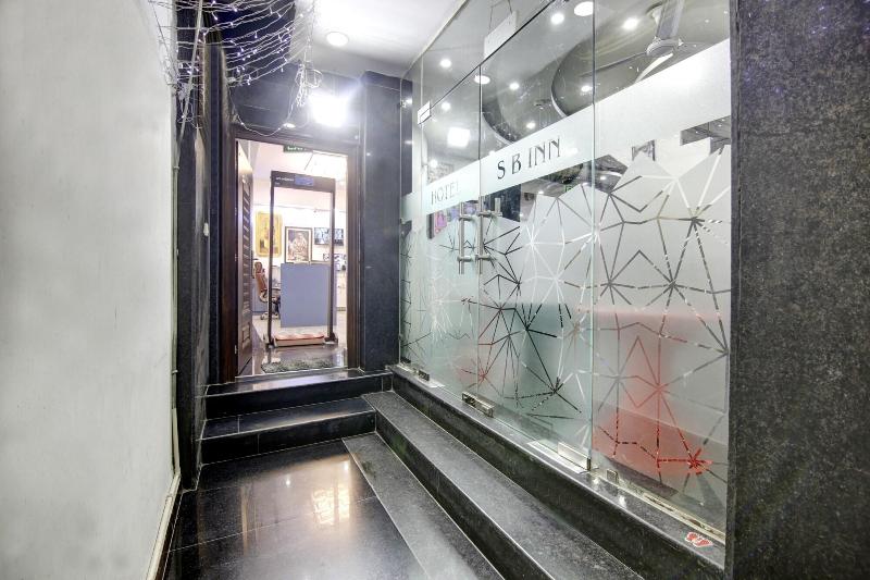 Hotel S B Inn Paharganj image