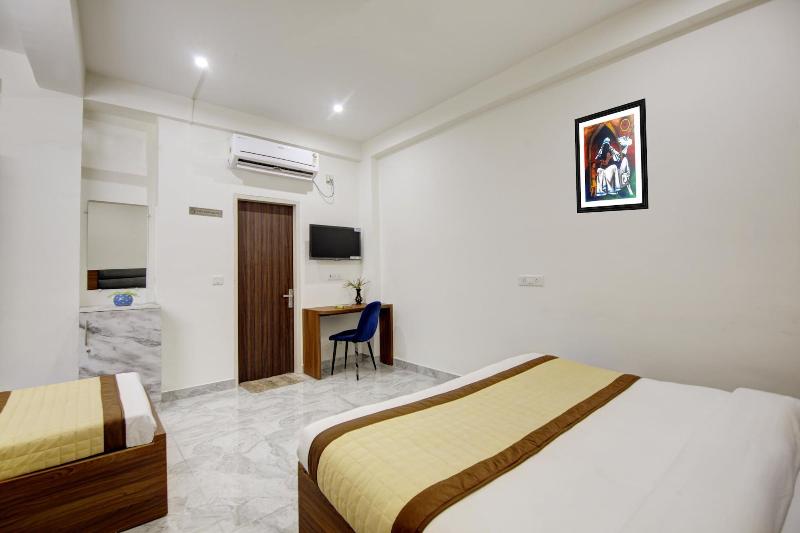 Hotel S B Inn Paharganj image