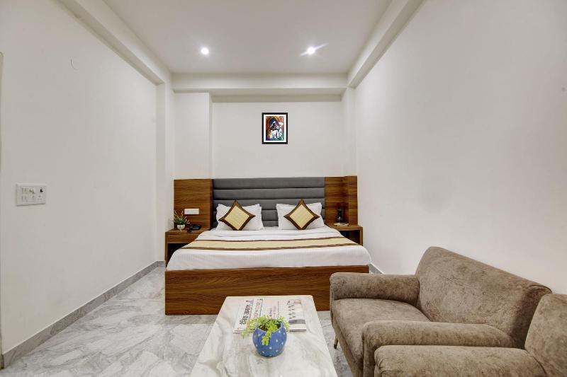 Hotel S B Inn Paharganj image