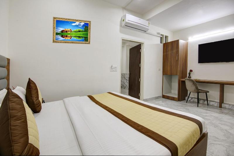 Hotel S B Inn Paharganj image