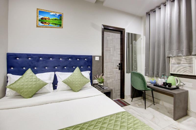 Hotel S B Inn Paharganj image