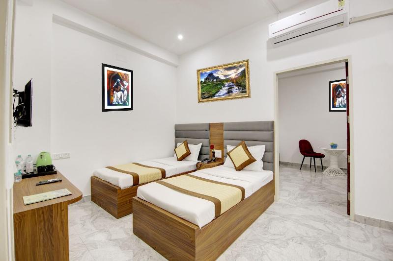 Hotel S B Inn Paharganj image