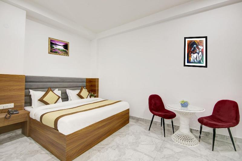 Hotel S B Inn Paharganj image