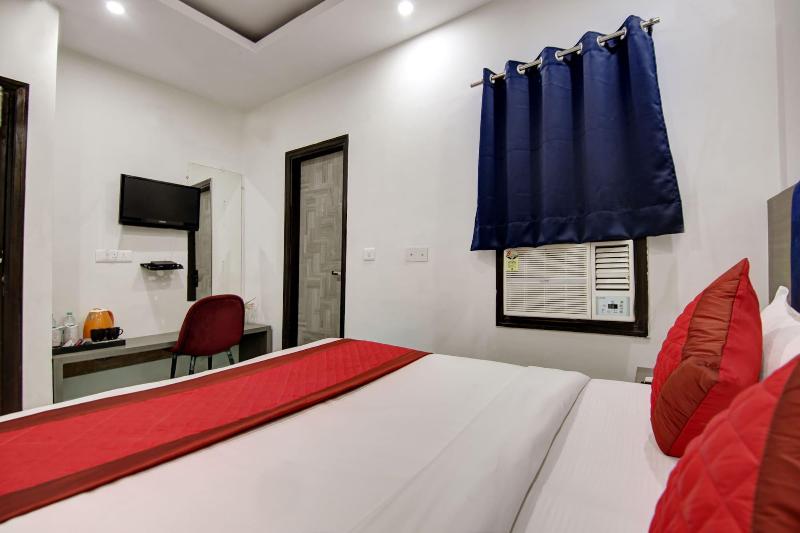 Hotel S B Inn Paharganj image
