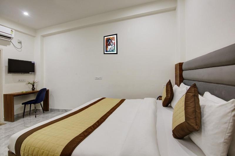 Hotel S B Inn Paharganj image