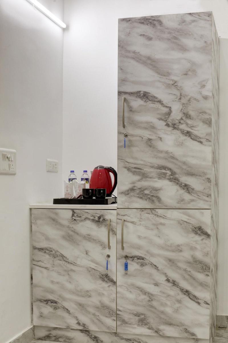 Hotel S B Inn Paharganj image