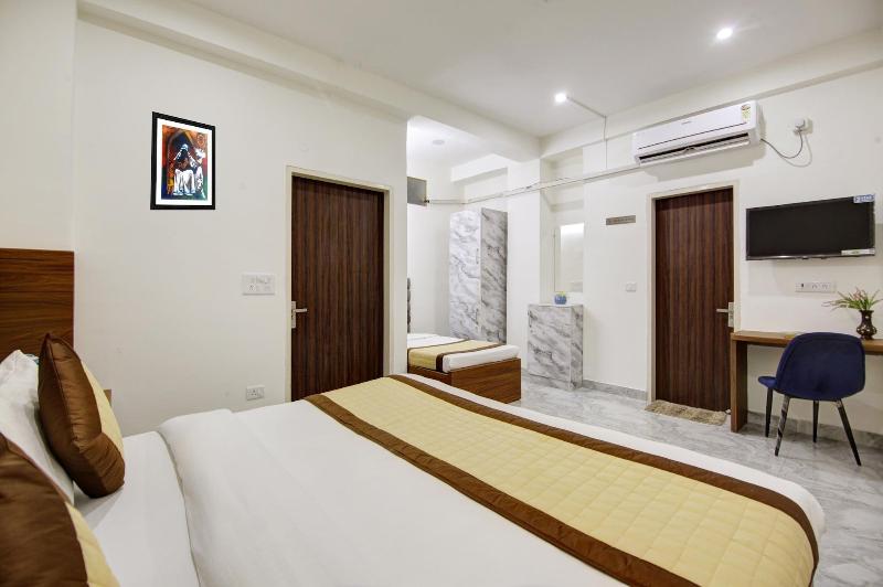 Hotel S B Inn Paharganj image