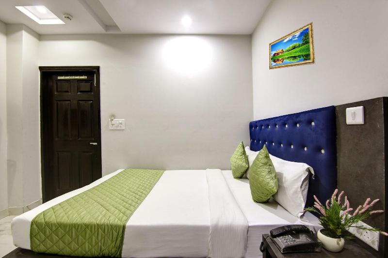 Hotel S B Inn Paharganj image