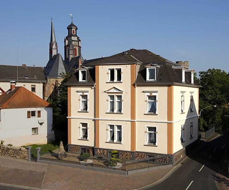 Hotel Hessischer Hof image