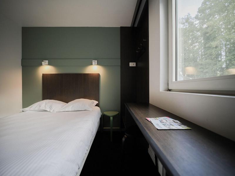 Travel Hotel Kruisem image