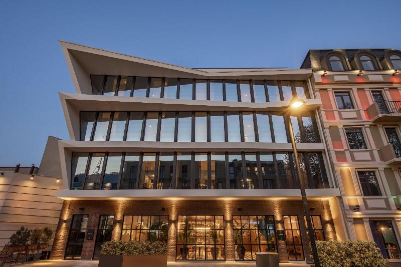 Bazzar Boutique Hotel image