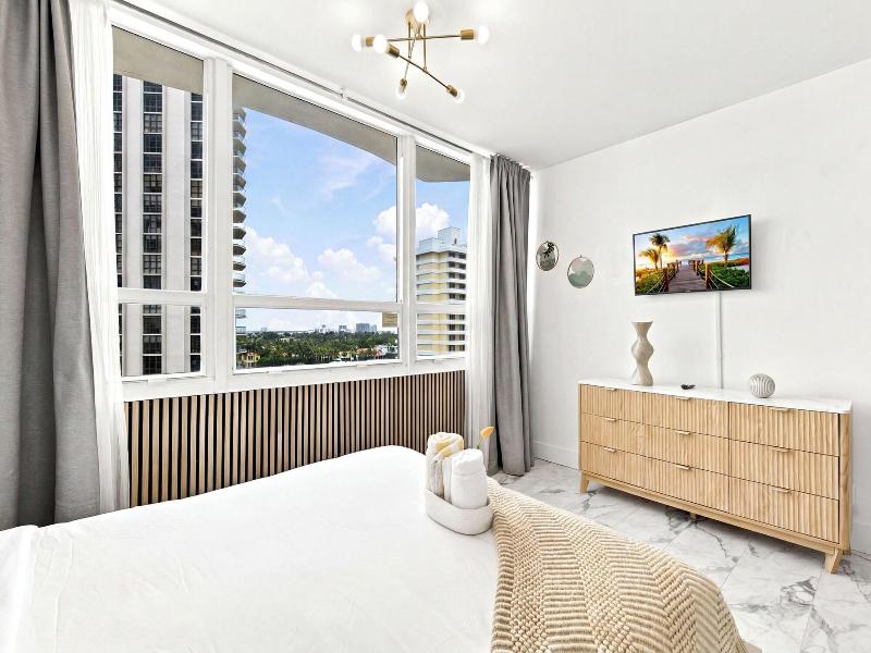Dilo Apartments image