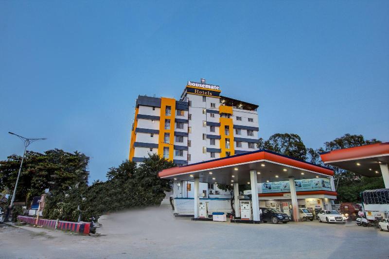 Housemate Hotels image