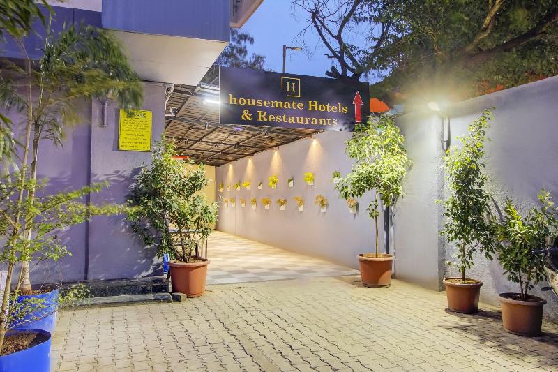 Housemate Hotels image