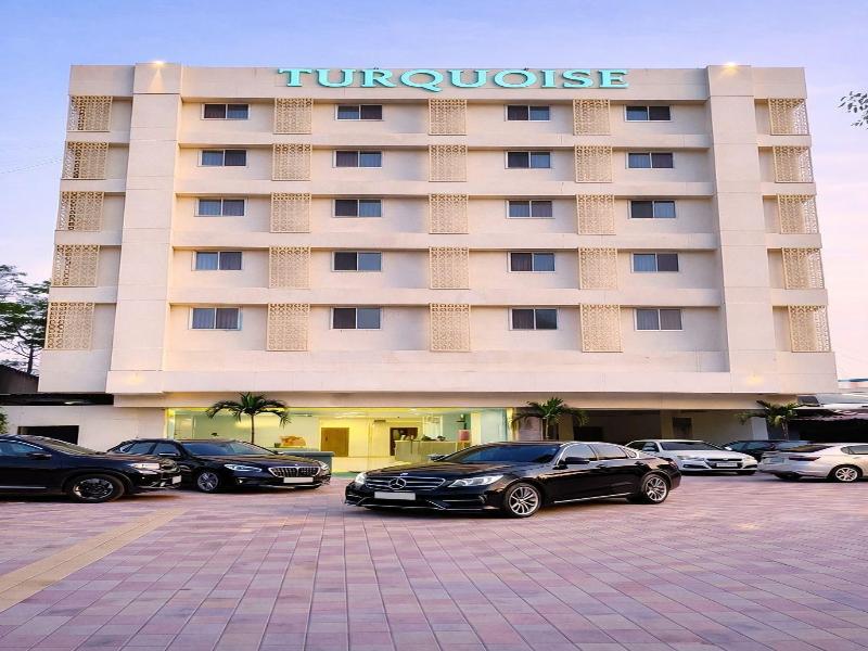 Housemate Hotels image