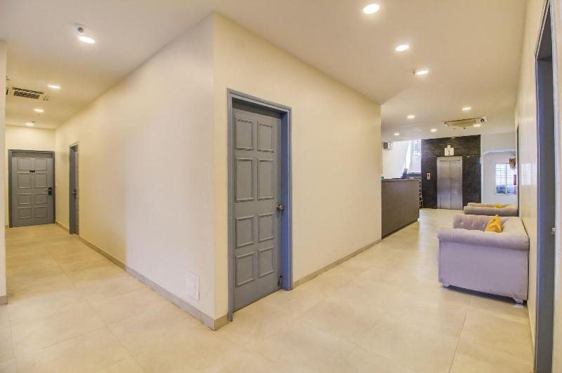 Housemate Hotels image
