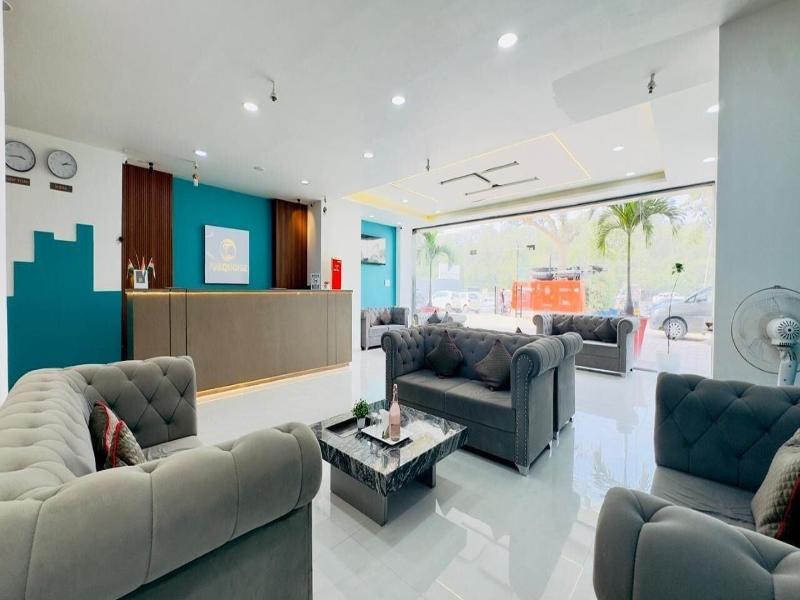 Housemate Hotels image