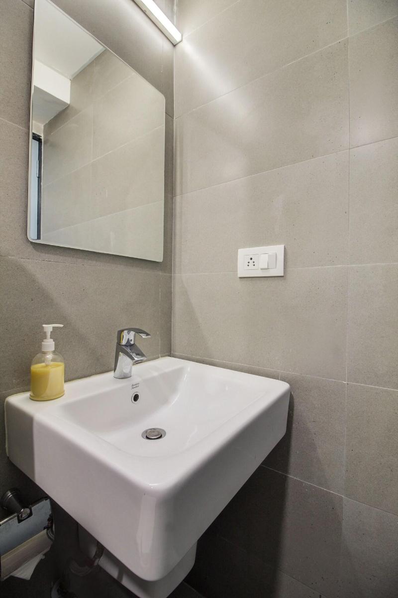 Housemate Hotels image
