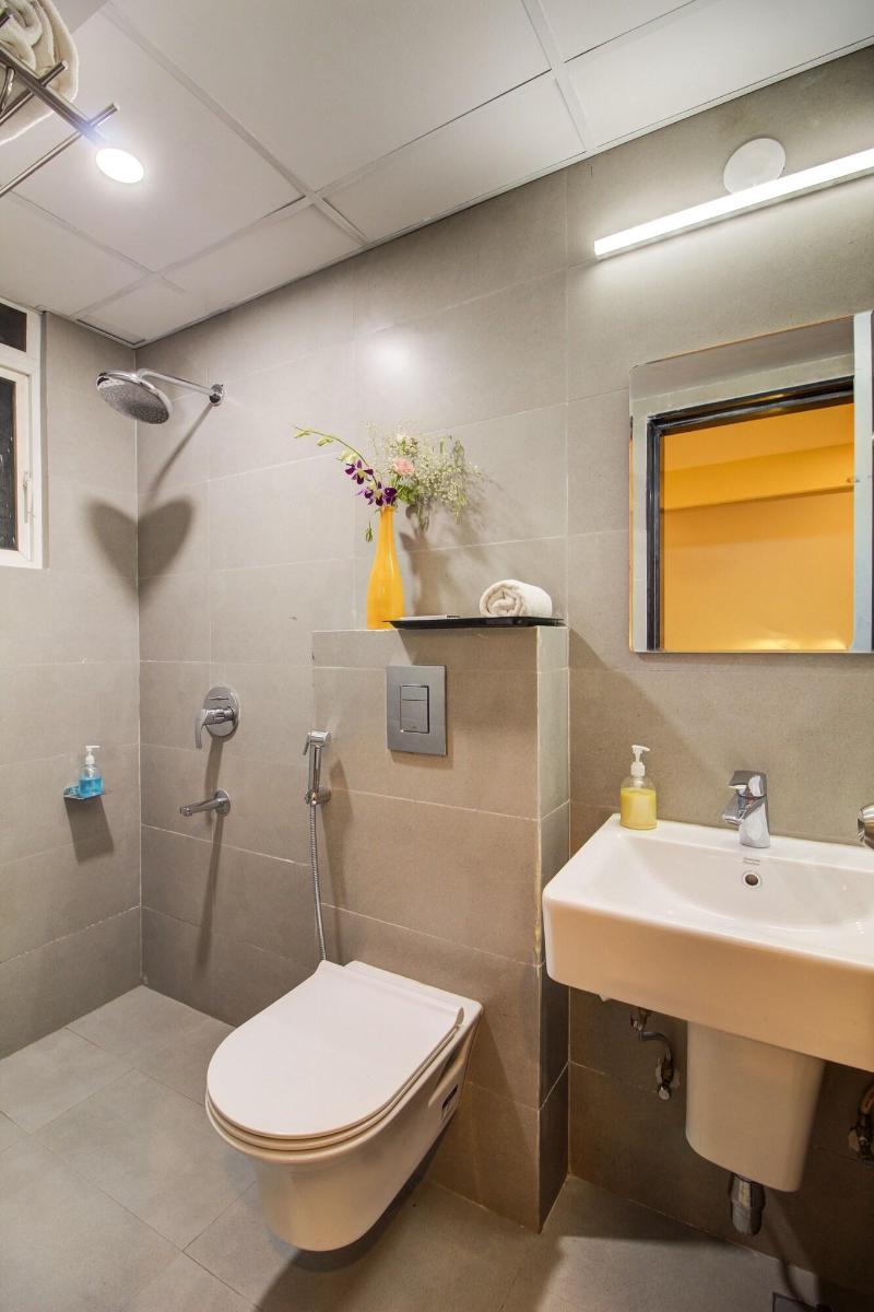 Housemate Hotels image