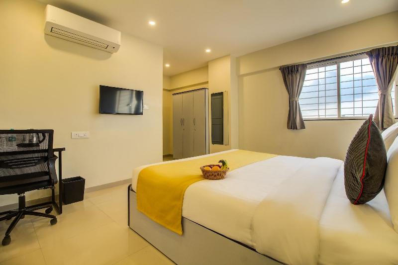 Housemate Hotels image