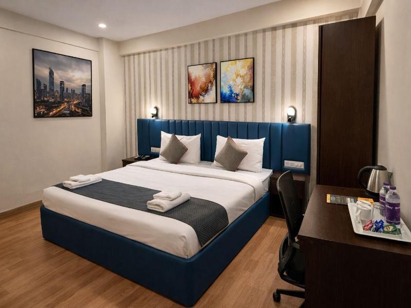 Housemate Hotels image