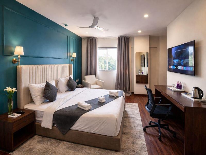 Housemate Hotels image