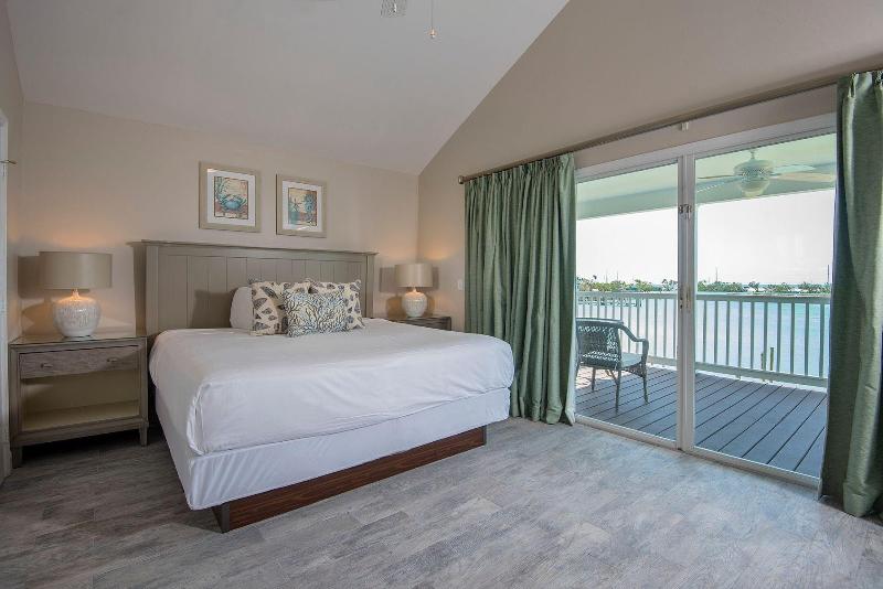 Villas At Hawks Cay Resort image