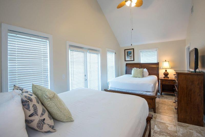 Villas At Hawks Cay Resort image