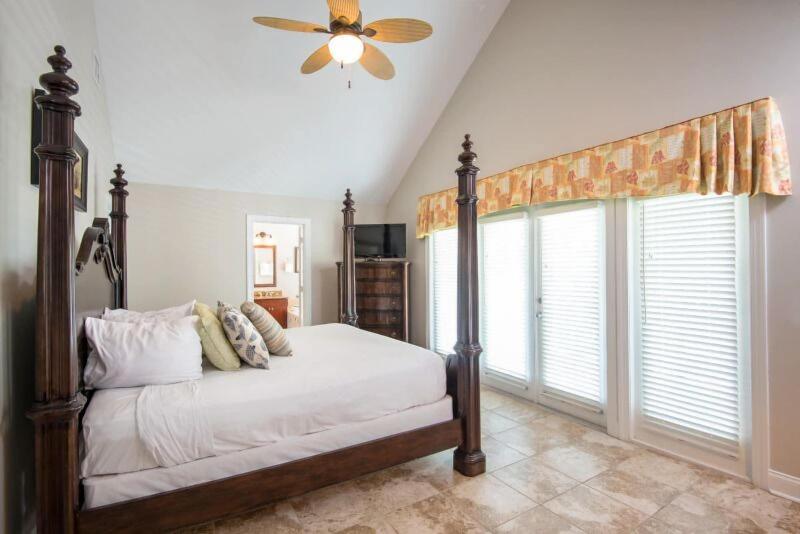 Villas At Hawks Cay Resort image