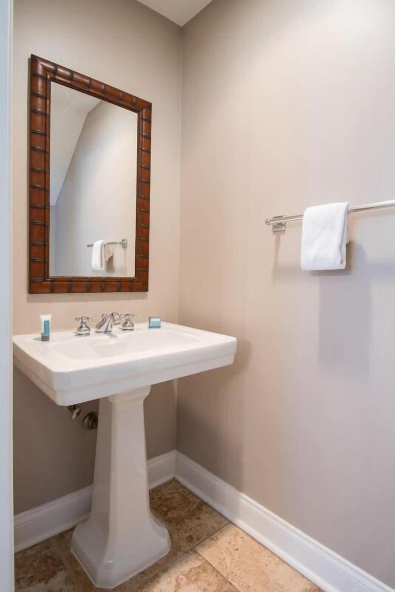 Villas At Hawks Cay Resort image