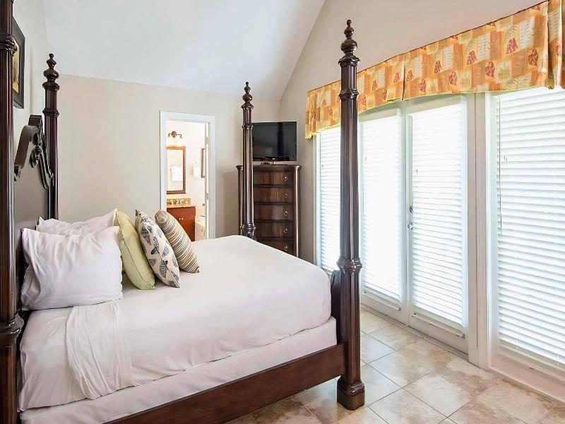 Villas At Hawks Cay Resort image