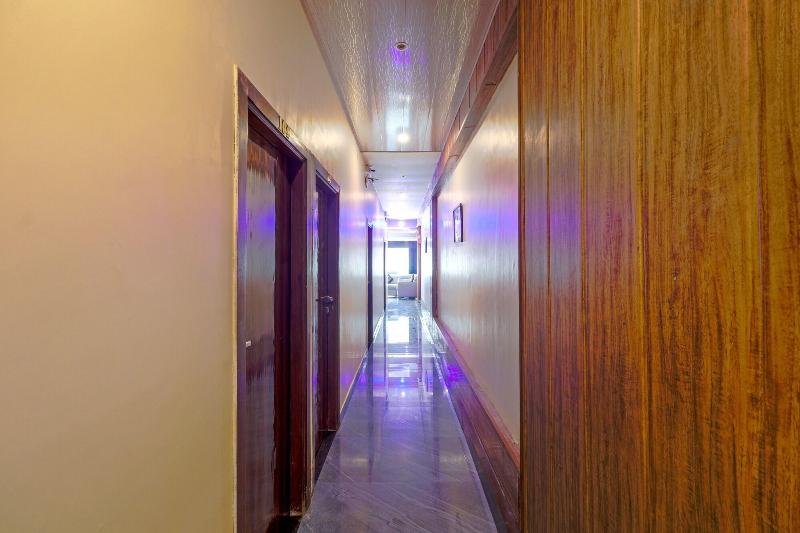 Hotel Signature Inn image