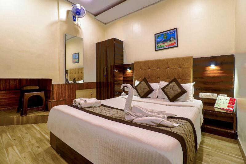 Hotel Signature Inn image